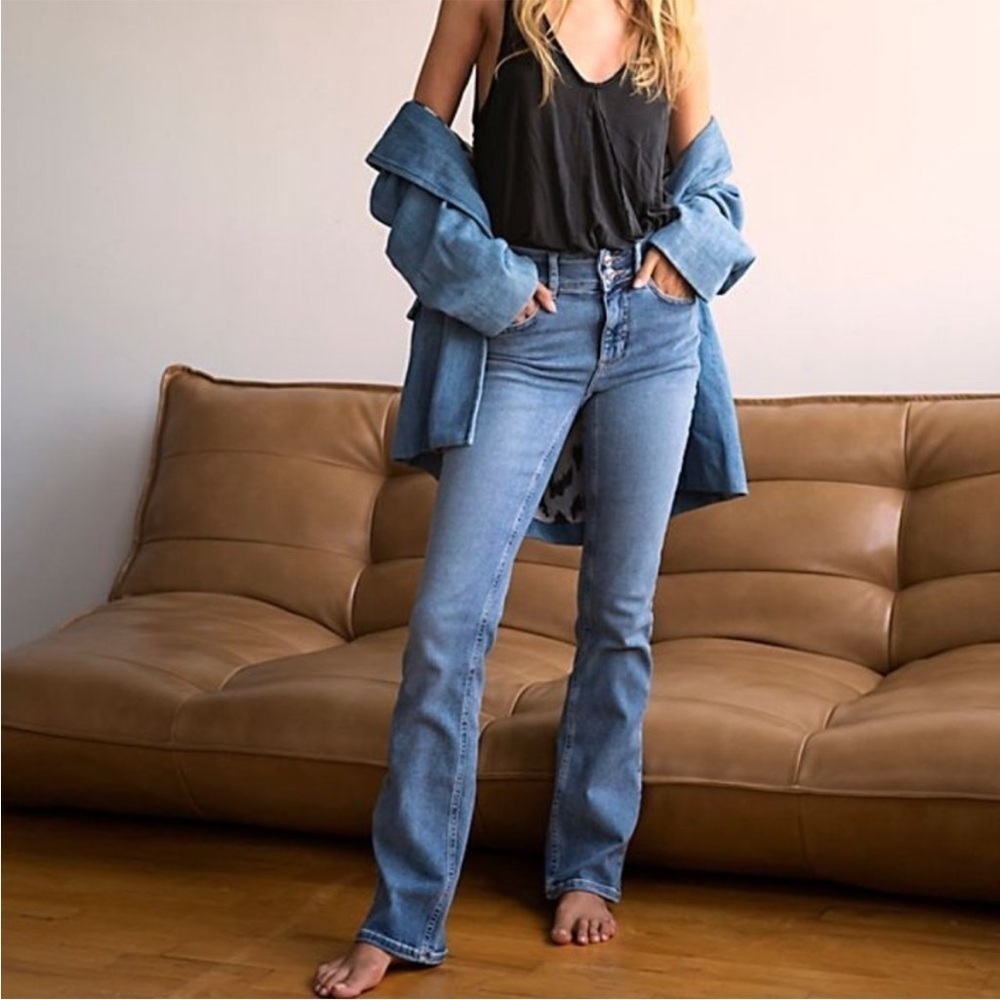 Free People We the Free Shayla Boot Cut Denim Blue Jeans Size 25 Western Rodeo